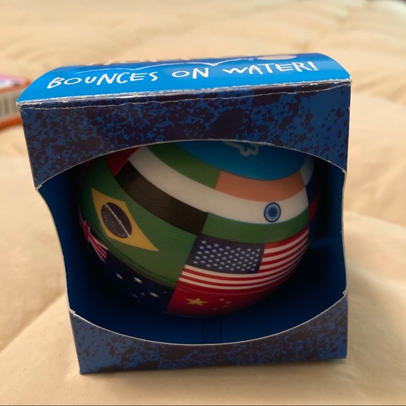 Qwixx Dice Game & Big Hopper Ball Duo - Picture 6 of 9